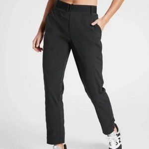 Athleta trekkie belted ripstop - Gem